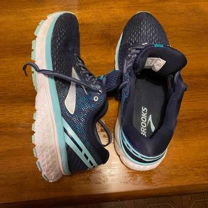 Brooks Ghost 11
